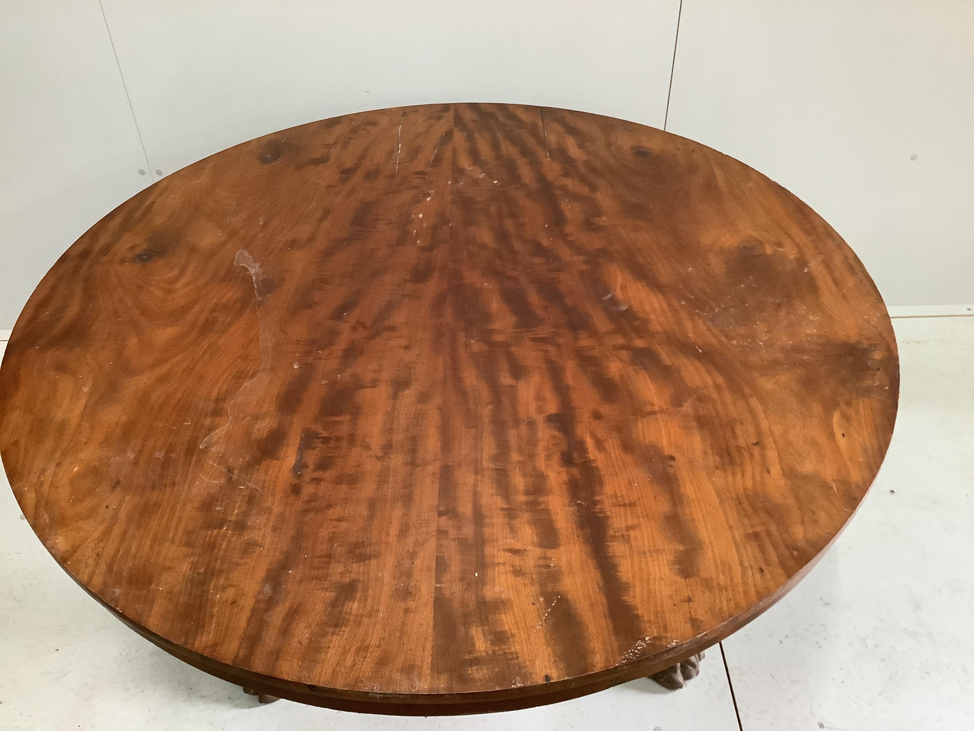 A William IV circular mahogany tilt top breakfast table, diameter 129cm, height 71cm